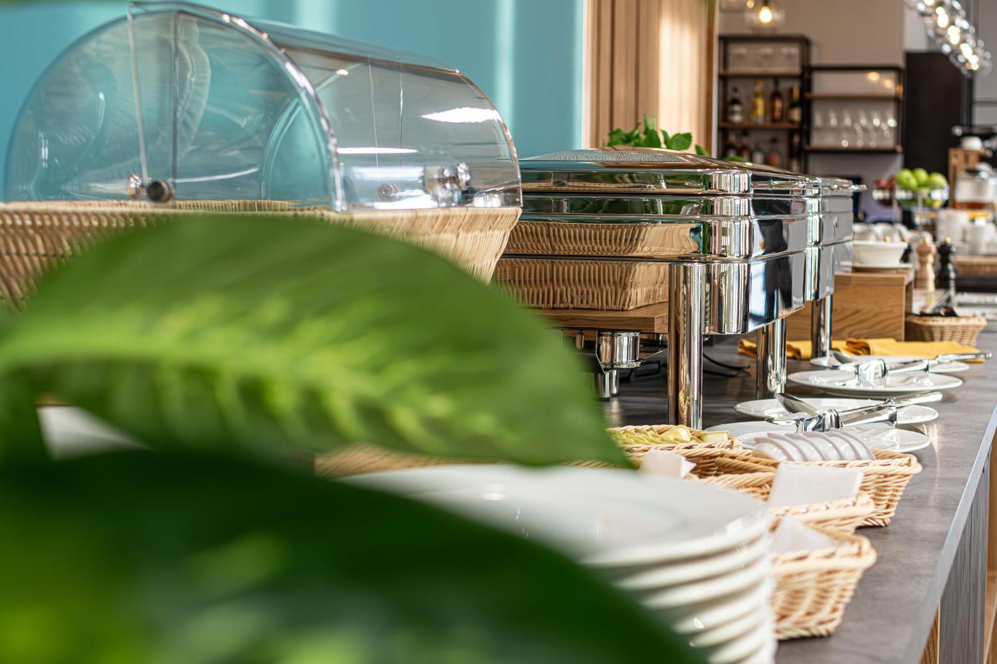 Novy Hotel Ζιελόνα Γκόρα Εξωτερικό φωτογραφία