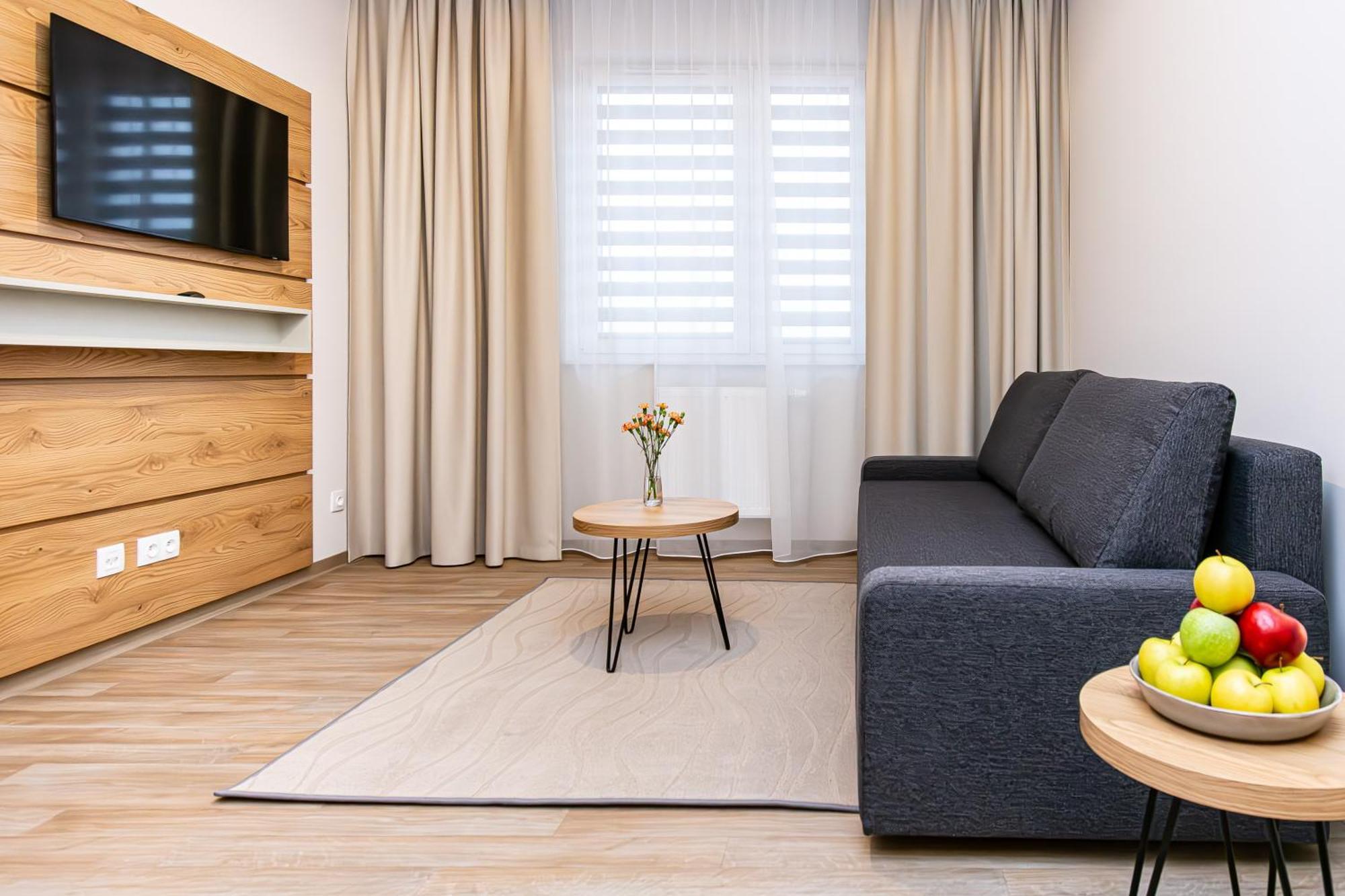Novy Hotel Ζιελόνα Γκόρα Εξωτερικό φωτογραφία