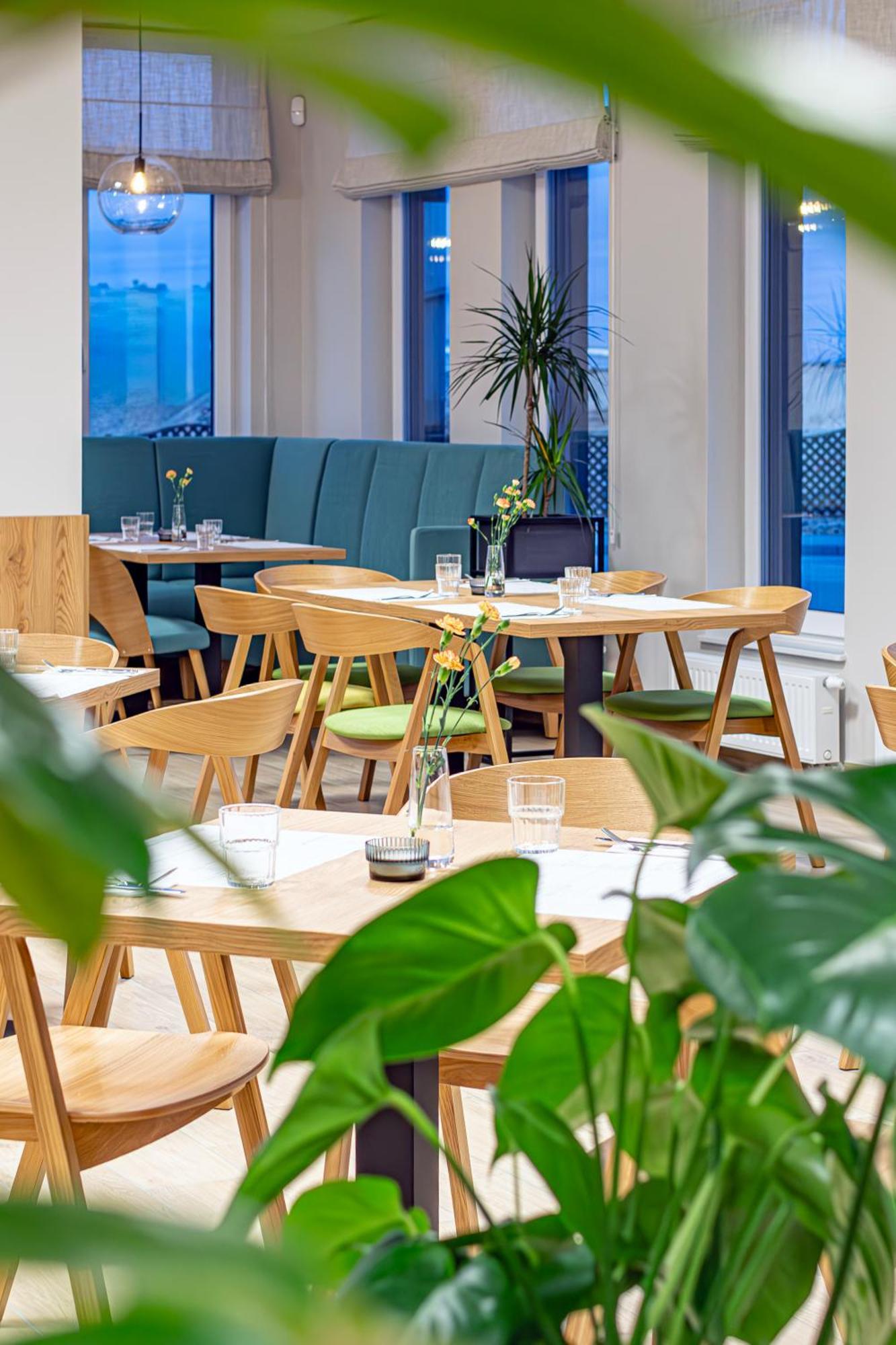 Novy Hotel Ζιελόνα Γκόρα Εξωτερικό φωτογραφία